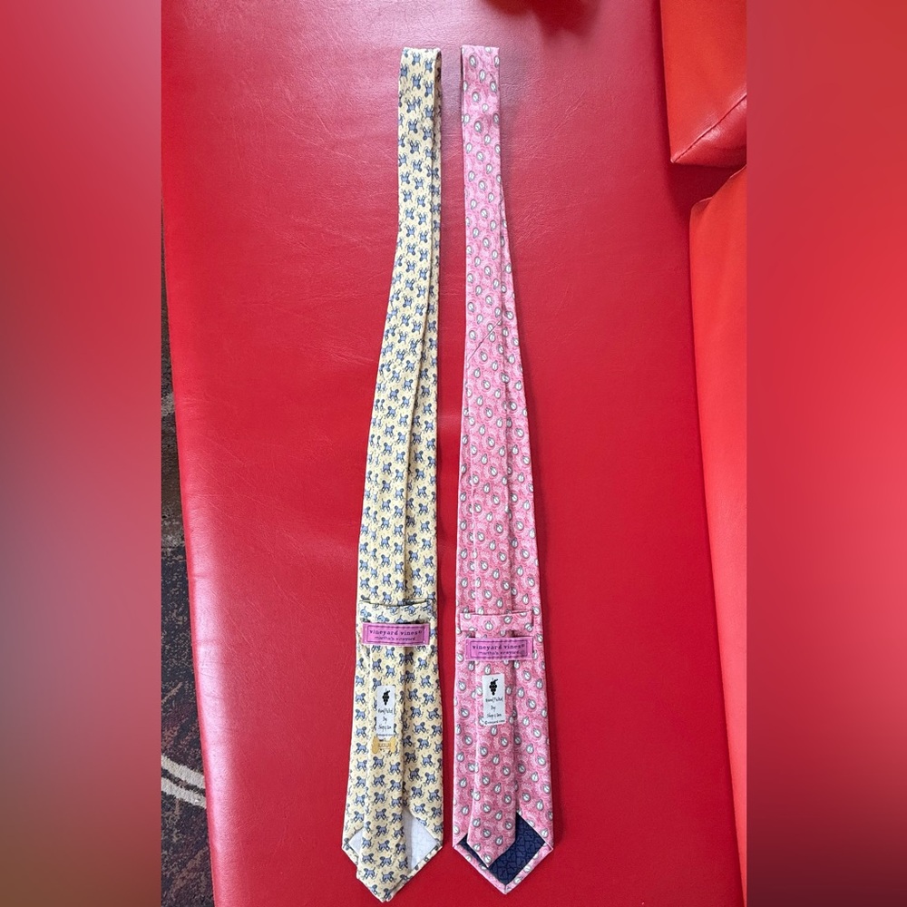 Lot of 2 Vineyard silk tie dog pattern & clock pattern handpicked by shep&Ian
